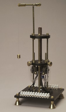 umely-sval umely-sval