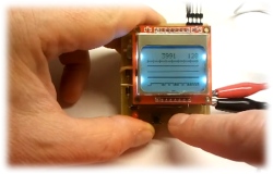 Miniaturní logický analyzátor s AVR