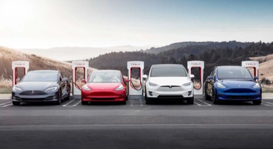 auto elektromobily Tesla Model 3, Model Y, Model Sa Model X