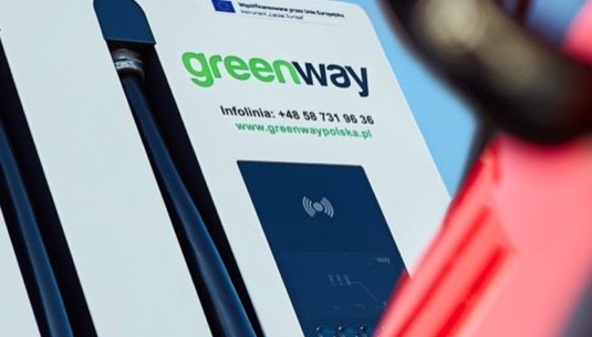 V loňském roce zákazníci GreenWay objeli kolem Země téměř 100 krát, soudě podle jimi nabité elektřiny. Na 800 MWh, odebraných z nabíjecí sítě společnosti GreenWay, ujeli ekologicky přes 4 miliony km.